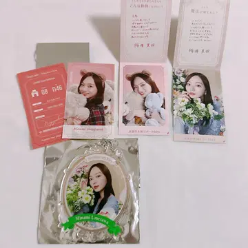 우메자와 미나미 노기메쿠리 아크릴 키링