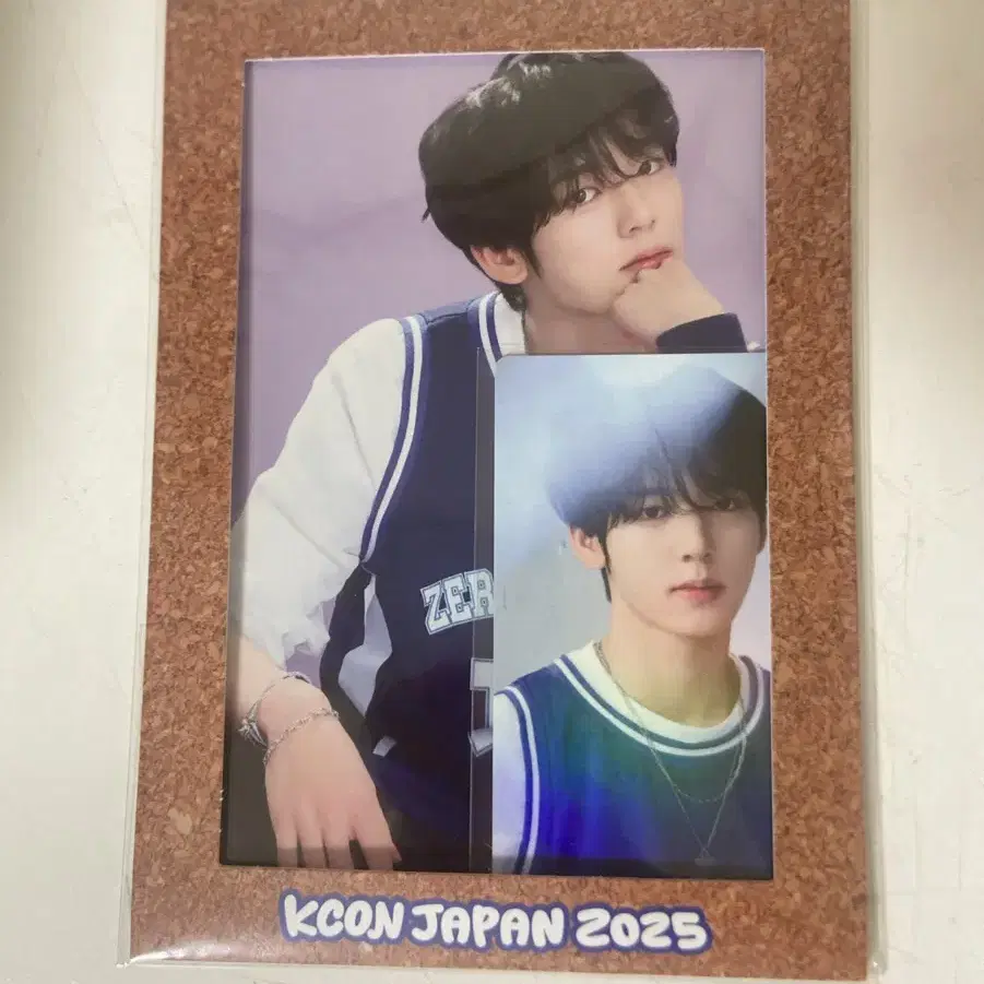 ZEROBASEONE | 제로베이스원 Zerobaseone KCON 2025 Photo Frame