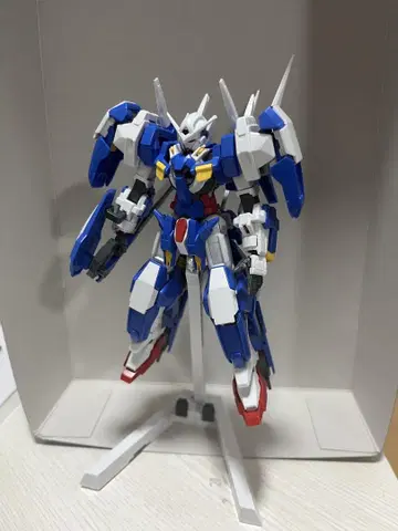HG 1/144 아발란치 엑시아 돌진 조립 완료