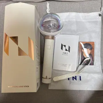 INI 응원봉