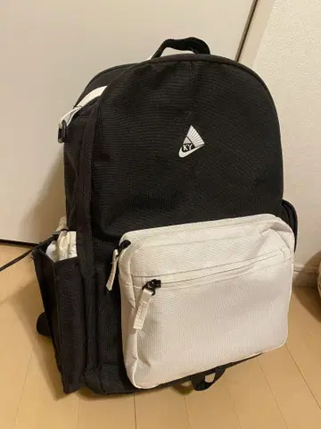 NIKE 나이키 카일리 어빙 KYRIE 백팩