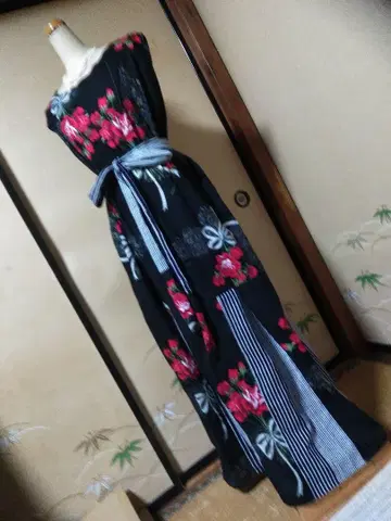 유카타 2장으로 만든 리본 원피스.
