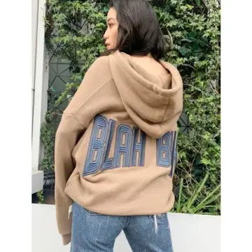 제이다 GYDA BLAHBLAH ZIP UP 후드 맨투맨 베이지