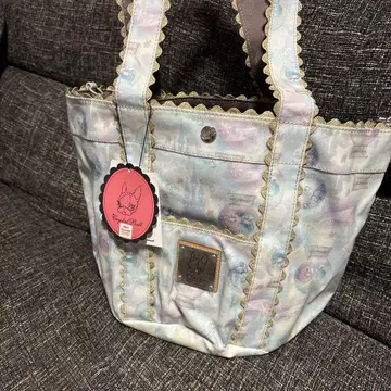 크리스탈 볼 키키라라 리틀트윈스타 콜라보 토트백 산리오