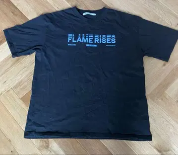 LE SSERAFIM FLAME RISES 셔츠 XL 사이즈