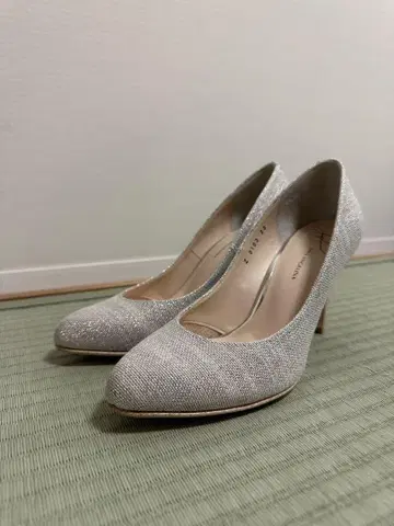 비바 앙젤리나 베이지 라메 펌프스 23cm