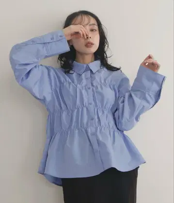 LIAN 셔링 뷔스티에 디자인 셔츠 블루
