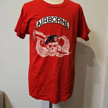 AIRBORNE 스컬 디자인 T셔츠 에어본 밀리터리 80s