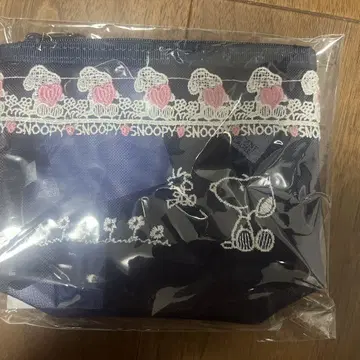치카자와 레이스점 SNOOPY 스누피 하트 파우치 네이비