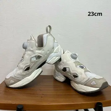 Reebok Pump Fury 화이트/베이지
