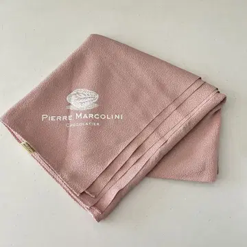피에르 마르코리니 보자기 교토 무스비 콜라보