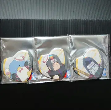 NARUTO 산리오 하트 모양 캔뱃지 이타치 키사메 턱시도샘 아카츠키
