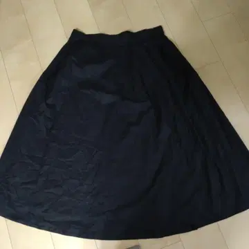 자유구 48 네이비 플레어 롱 스커트 넉넉한 핏