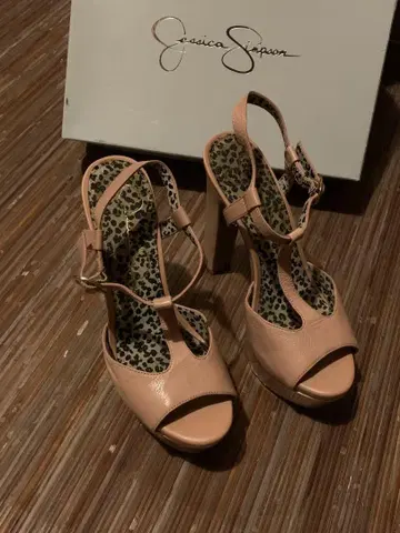 Jessica Simpson 제시카심슨 샌들 36.5