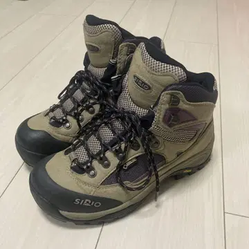 시리오 여성용 고어텍스 마운틴 부츠 24cm