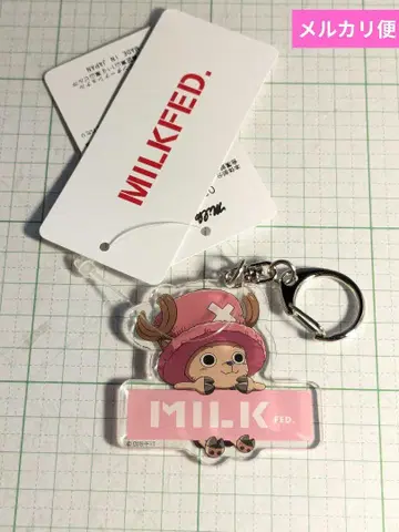 밀크페드 milkfed 원피스 초파 아크릴 키링