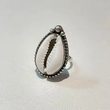 Ocean Babe Maui Shell Ring 오션베이브
