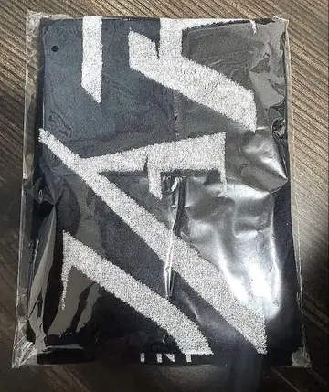 INI XQUARE 머플러 타월