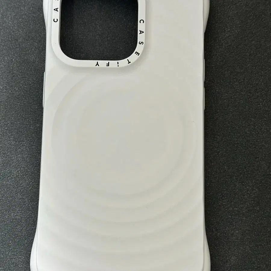 CASETiFY ウェーブ シリコン iPhone 14 Pro CASETiFY iPhone14pro