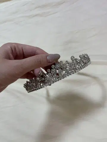 티아라