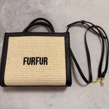 FURFUR 라피아 로고 토트백 블랙