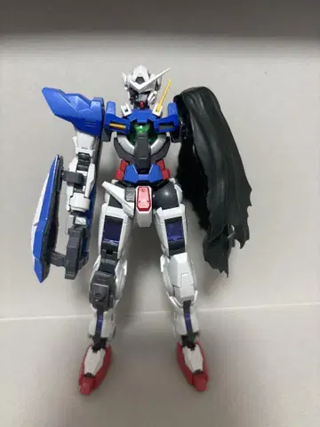 완성품 RG 건담 엑시아 리페어