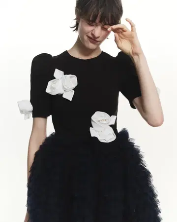 [정품] Bibiy. / ROSETTE TEE