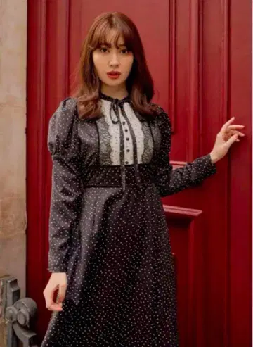 herlipto Orangerie Dot Long Dress