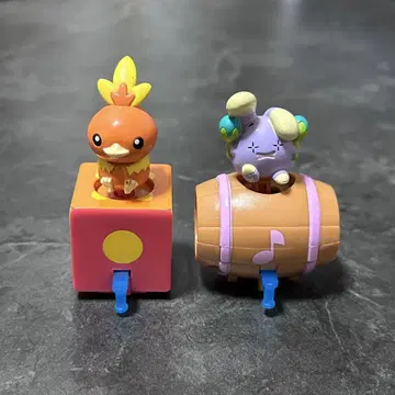 포켓몬 2003년 가챠 아차모, 고니뇨 2세트