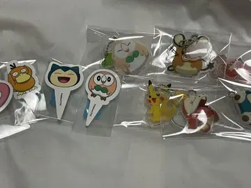 코메다 커피점 포켓몬 콜라보 아크릴 참 피크