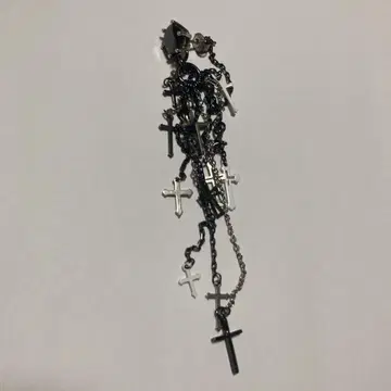 gunda JUNK HEAVEN 귀걸이 HYDE 착용