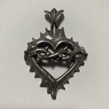 KING BABY heart pendant