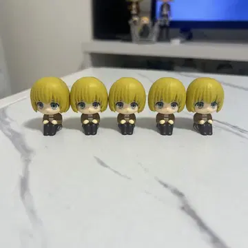 진격의 거인 아르민 기다림