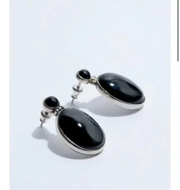 [단종품] R.ARAGAN ONIX EARRINGS 귀걸이