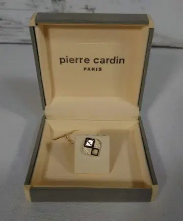 새상품급 Pierre Cardin PARIS 버튼 커프 반지 케이스 포함