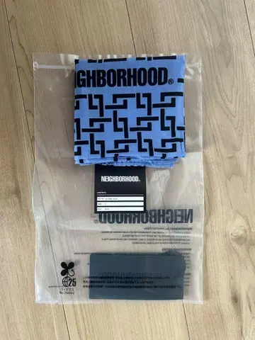 neighborhood 반다나 블루