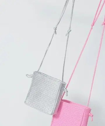 새상품급! 노마디스 CARRE SILVER 메쉬 숄더백