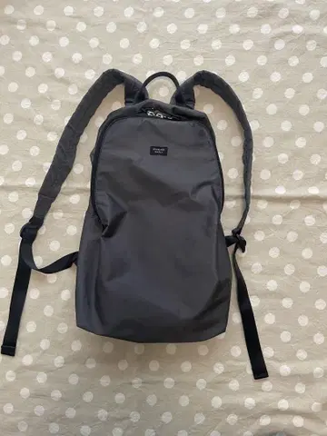 스탠다드 서플라이 EASY DAYPACK
