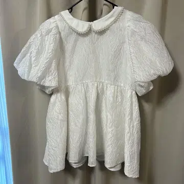 fitmore 핏모아 펄 옷깃 자카드 상의 화이트