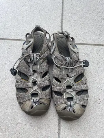 KEEN 샌들 사이즈 38 24.5cm