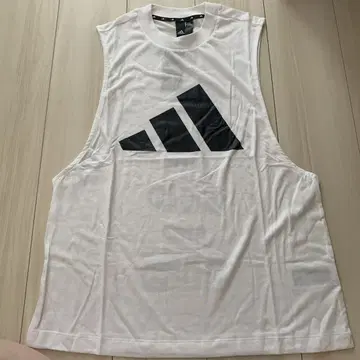 adidas (아디다스) 슬리브리스 T셔츠 택 포함 새상품