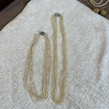 크림색 다층 목걸이