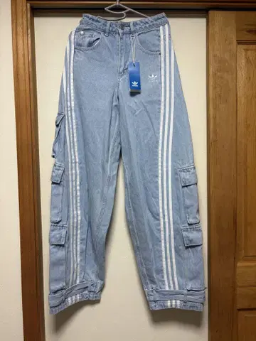 adidas Original ADILLENIUM 데님 카고 팬츠