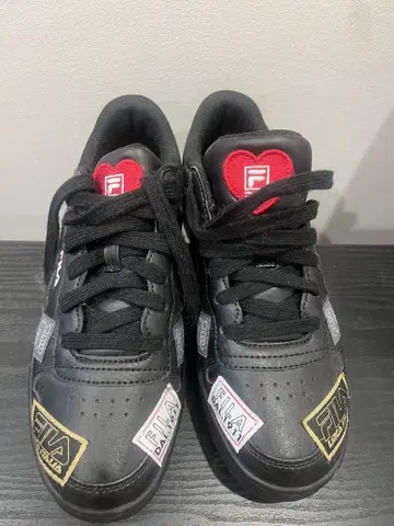 FILA 스니커즈 JP 24.5 상자 없음