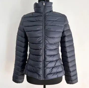 Moncler IGE 네이비 다운 자켓 새상품 미사용 택 포함