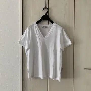 COS V넥 티셔츠