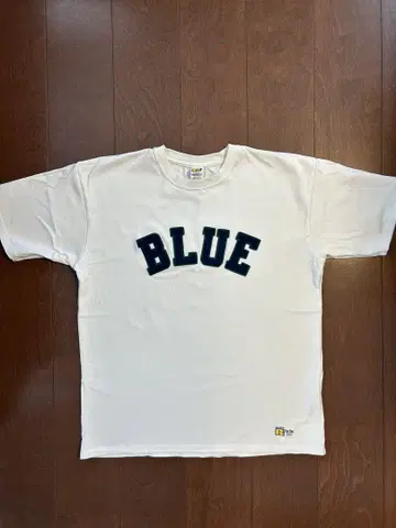 할리우드 런치 마켓 화이트 BLUE 티셔츠 L 42-44