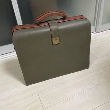 나자레노 가브리엘리 비즈니스 백 서류 가방 가죽