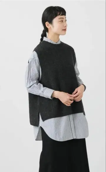 카구레 해밀턴 울 니트 베스트 CHARCOAL