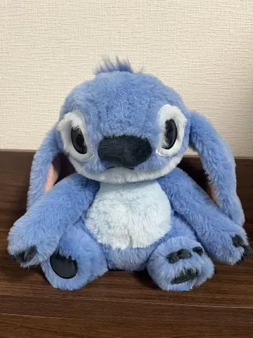 스티치 봉제 인형